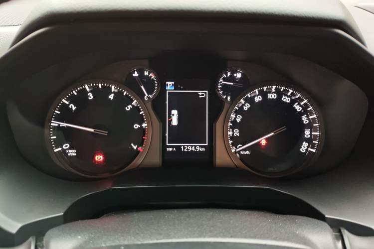 Used Toyota Prado 2018 3.5L Automatic TX-L Instrument Cluster