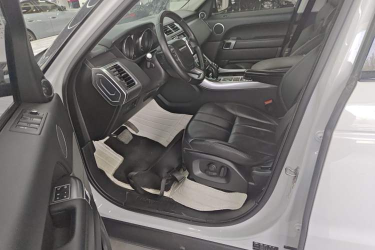 Used Land Rover Range Sport 2016 3.0 SC V6 SE