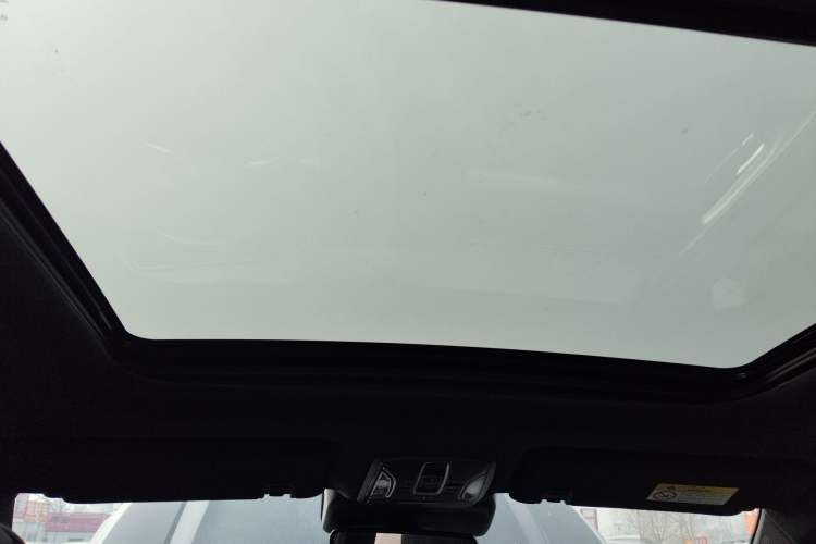 Used GAC Trumpchi GS8 2022 Linghang Series 2.0 TGDI Two-Wheel-Drive Luxury Smart Connectivity Version (7 Seats)