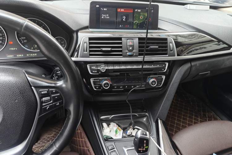 Used BMW 3 Series 2019 320Li Fashion Model
