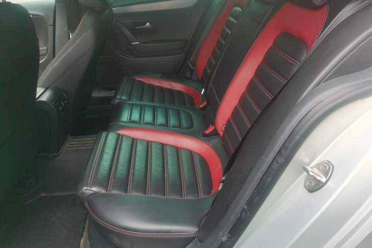 Used Volkswagen FAW-Volkswagen CC 2016 1.8TSI Luxury Model Left Rear Seat