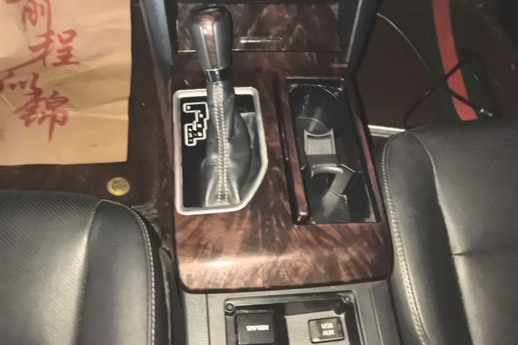 Used Toyota Camry 2016 2.0G 10th Anniversary Leading Edition