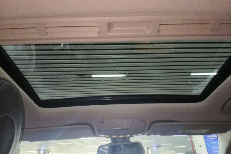 Used Mercedes-Benz C-Class 2017 Restyled C 180 L Fashion Edition Sport Version