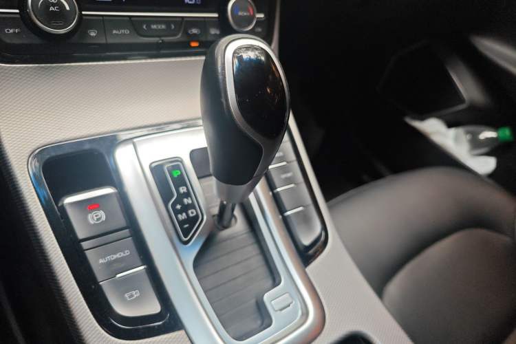 Used Geely Auto Emgrand GL 2018 1.4T DCT Elite Smart Connectivity Version
