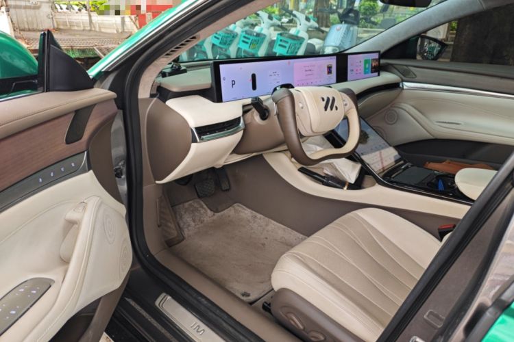 Used IM L7 2022 Pro Model Driver Seat