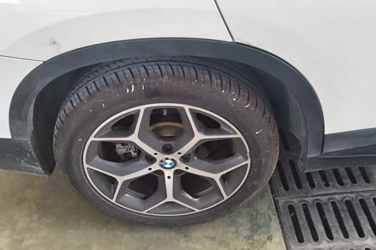 Used BMW X1 2018 xDrive20Li Luxury Edition Exterior 5