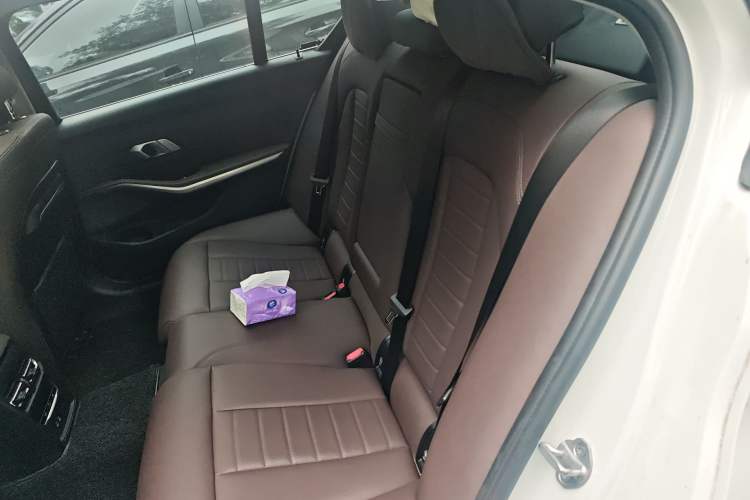 Used BMW 3 Series 2021 320Li M Sport Package Left Rear Seat