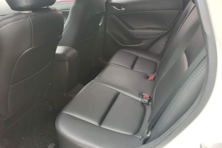 Used Mazda CX-5 2015 2.0L Automatic 2WD Comfort Edition
