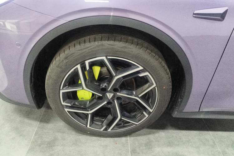 Used Deepal L06 2026 Model 560Ultra+ Laser Edition Exterior 4