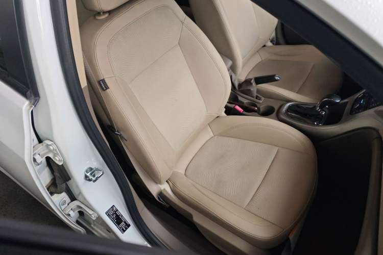 Used Buick GT 2013 GT 1.6L Automatic Fashion Edition