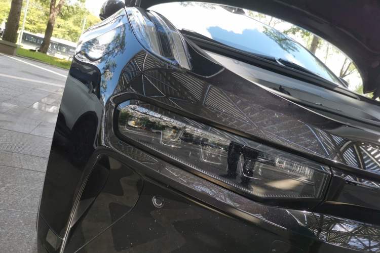 Used Zeekr 001 2024 WE Edition 95 kWh All-Wheel Drive Right Front Headlight