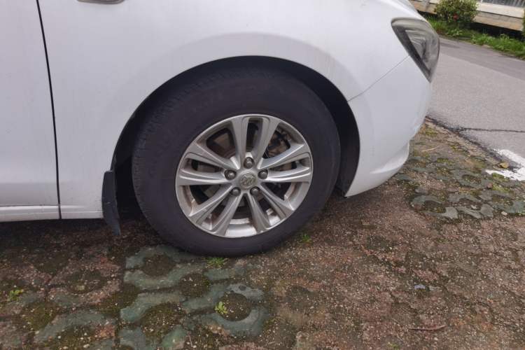 Used Buick GT 2015 15N Automatic Entry-Level Trim
