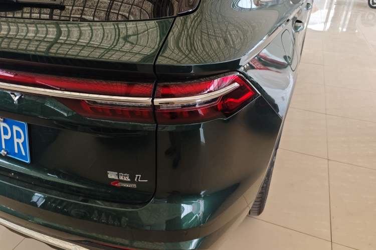 Used Geely Auto Monjaro L 2025 Dongfang Yao 2.0TD Automatic All-Wheel-Drive Wangyue Edition Right Rear Taillight