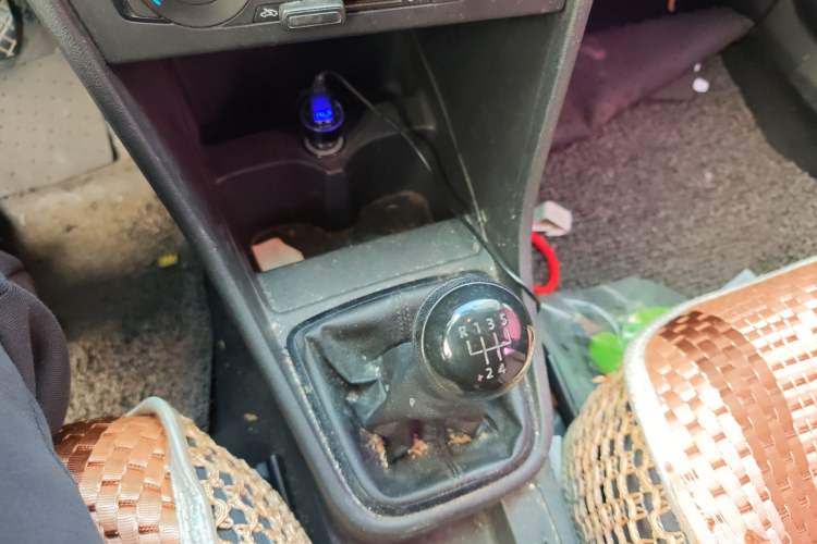 Used Volkswagen Santana 2013 1.6L Manual Fashion Edition
