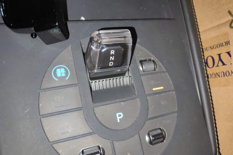 Used BYD Seal 06 New Energy 2024 DM-i 80KM Prestige Model Gear Lever