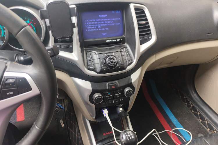 Used CHANGAN Eado 2014 1.6L Manual Luxury Model Audio And AC Panel