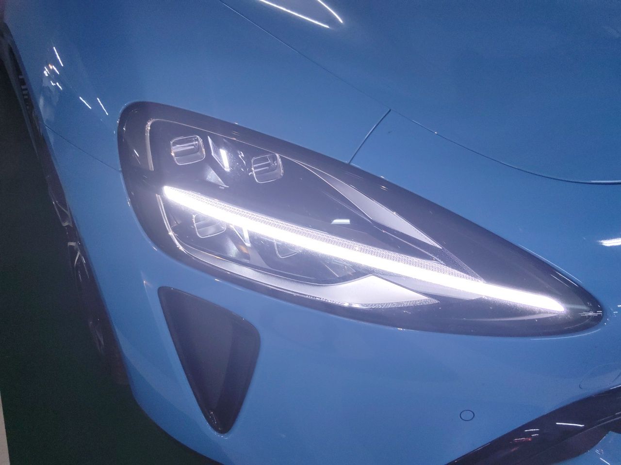 Xiaomi Auto SU7 2026 Model Max — снимка 7