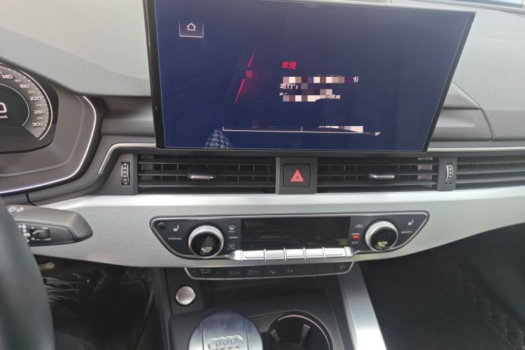 Used Audi A4L 2022 40 TFSI Luxury Dynamic Model
