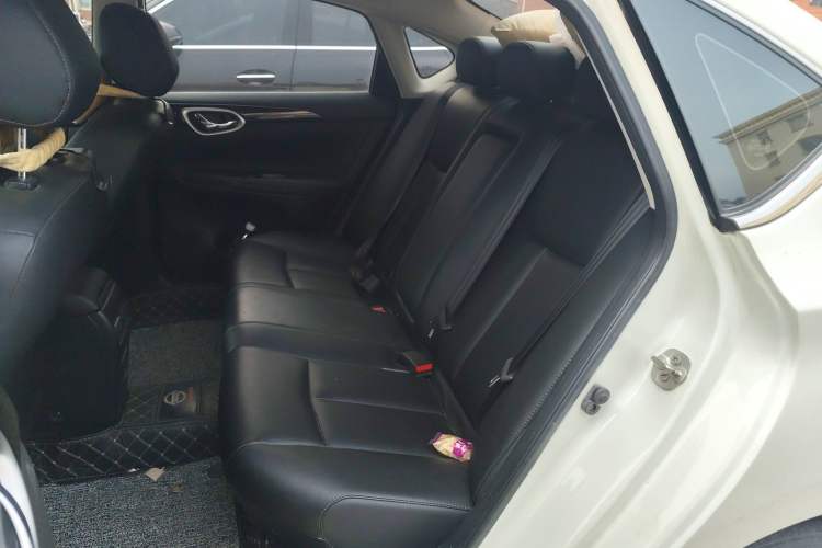 Used Nissan Sylphy 2021 Classic 1.6XL CVT Luxury Edition Left Rear Seat