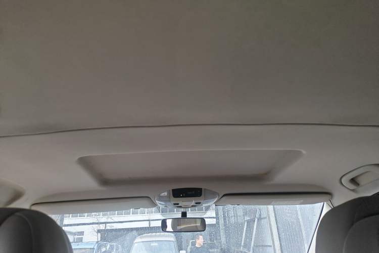 Used Mercedes-Benz Viano 2013 3.0L Comfort Edition