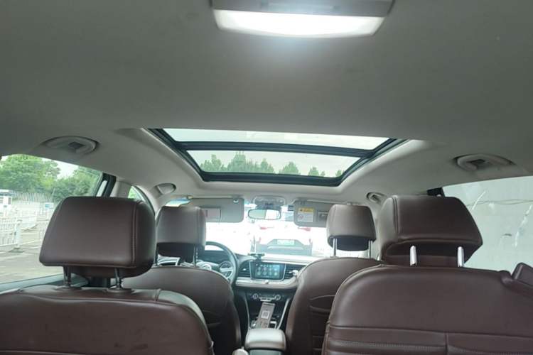 Used Buick GL6 2018 18T 6-Seater Luxury Model