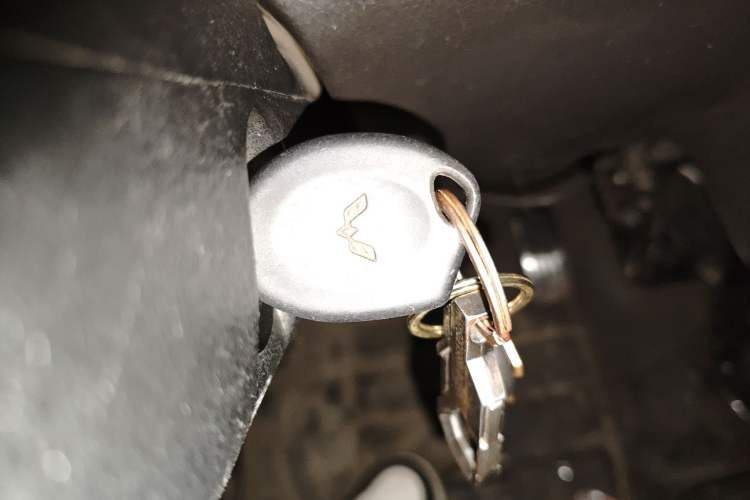 Used Wuling Rongguang 2011 1.2L Base Version