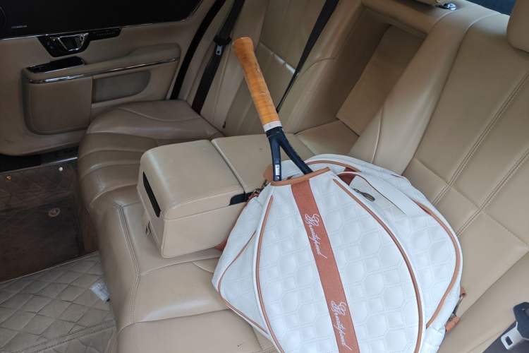 Used Jaguar XJ 2015 XJL 3.0 SC Elegant Business 80th Anniversary Limited Edition Left Rear Seat