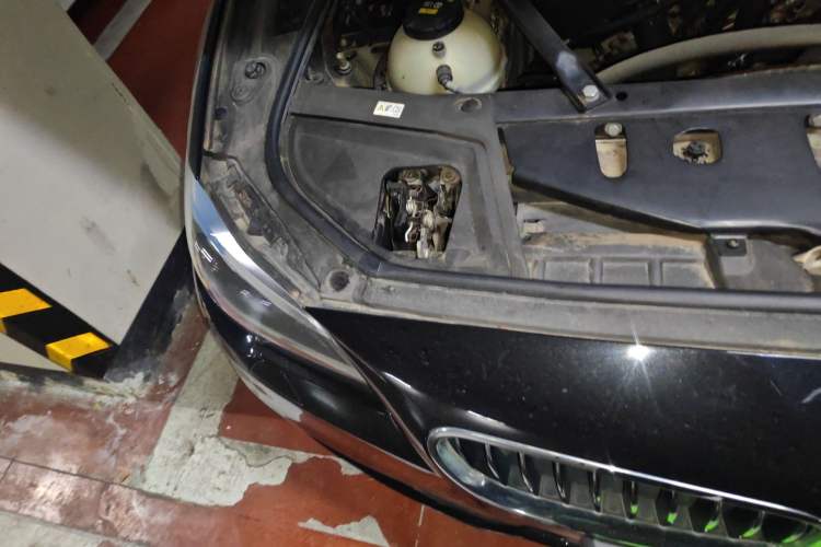 Used BMW 5 Series 2017 525Li Leading Model