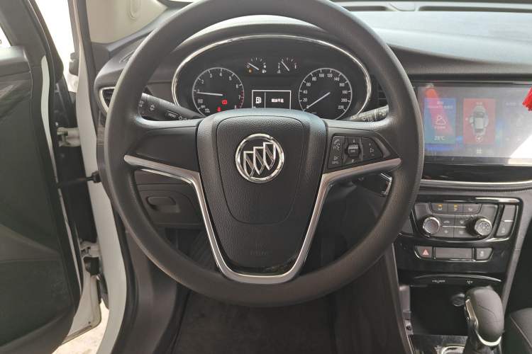 Used Buick Encore 2017 18T Automatic Two-Wheel Drive Urban Leading Model Steering Wheel