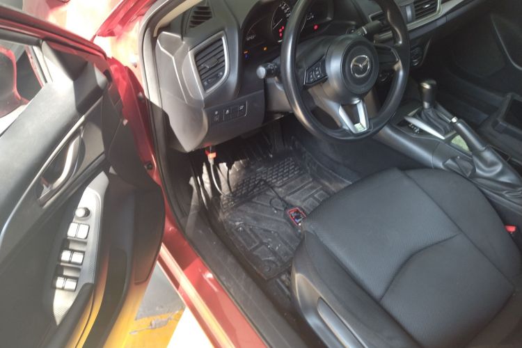 Used Mazda 3 Axela 2017 Sedan 1.5L Automatic Comfort Model Emission Standard China V Left Front Seat