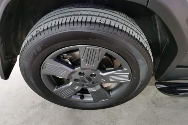 Used iCAR 03 2024 401km Two-Wheel Drive Standard Advanced Version Exterior 5