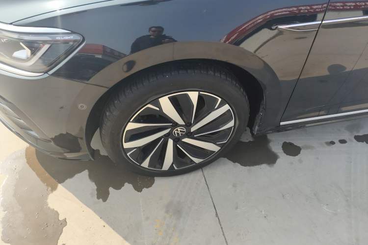 Used Volkswagen Passat 2023 Revised 380TSI Luxury Edition