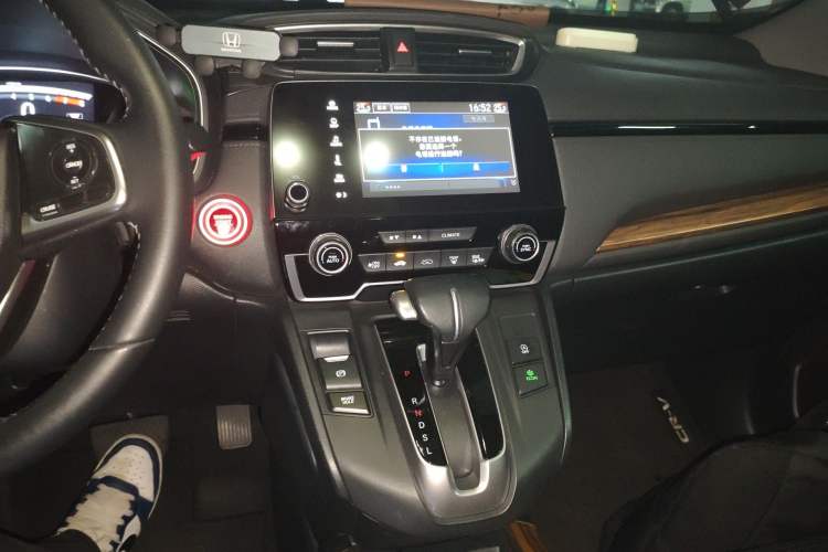 Used Honda CR-V 2019 Brilliant Edition Plus 240TURBO CVT Two-Wheel Drive Fashion Version China VI Emission Standard Audio And AC Panel