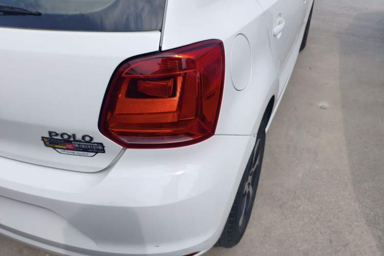 Used Volkswagen Polo 2018 1.5L Automatic Advanced Driving Model Exterior 3