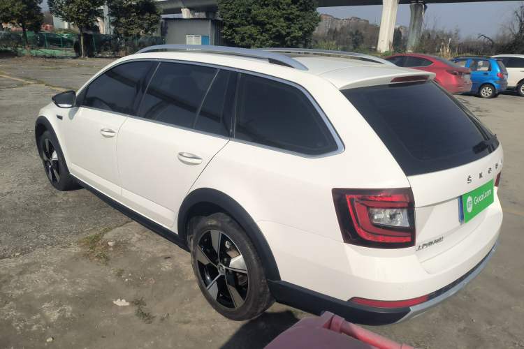 Used Skoda Octavia 2019 TSI280 DSG Luxury Edition Station Wagon China VI Standard
