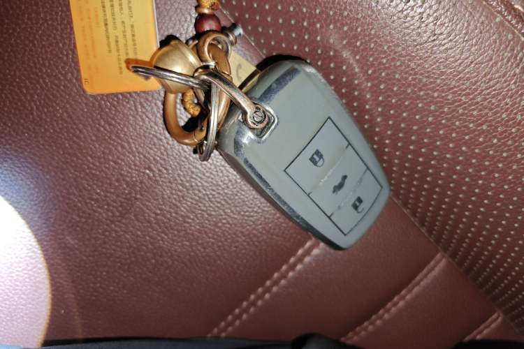 Used CHANGAN OSHAN A800 2017 1.6L Manual Luxury Model