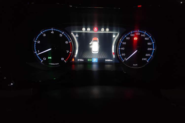 Used GAC Trumpchi GS8 2017 320T Two-Wheel Drive Luxury Smart Connectivity Version (7 Seats)
