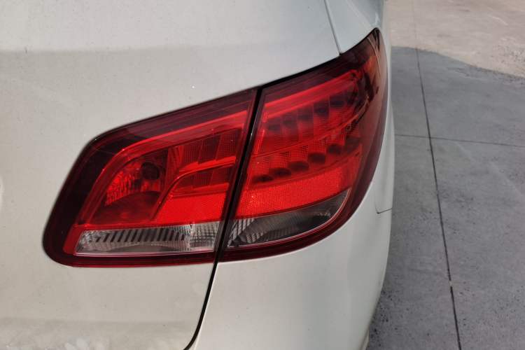 Used Mercedes-Benz B-Class 2015 B 200 Sport Edition
