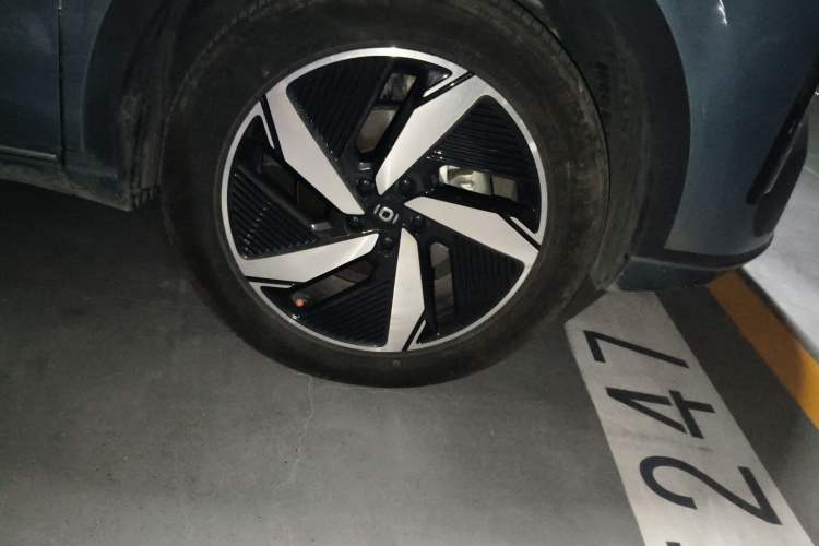 Used CHANGAN NEVO Q05 2024 Truly Delicious Version 125cc Superior Design CATL
