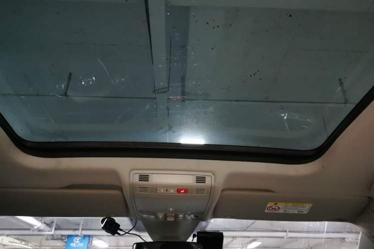 Used Volkswagen Tiguan 2018 330TSI All-Wheel-Drive Innovation Model Headliner