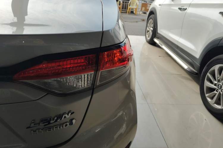 Used Toyota Levin 2023 Smart Electric Hybrid Dual-Engine 1.8L Sport Edition
