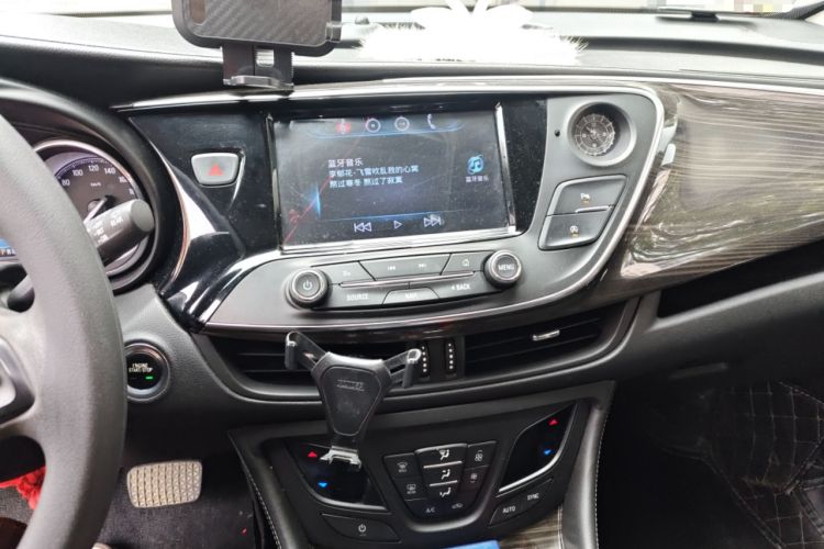 Used Buick Envision 2018 20T Two-Wheel-Drive Leading Model