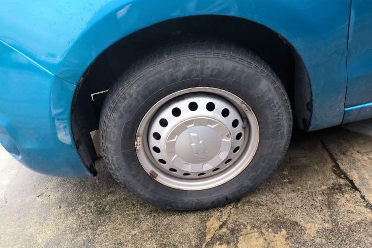 Used Chevrolet Sail 2013 Sedan 1.2L Manual Warm Edition
