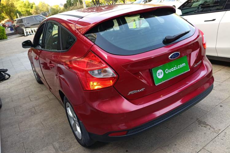 Used Ford Focus 2012 Hatchback 1.6L Automatic Fashion Edition
