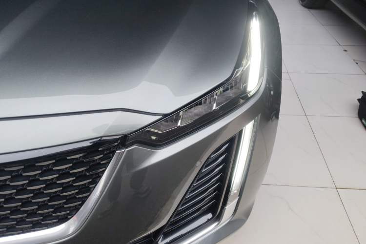 Used Cadillac CT5 2023 28T Luxury Edition (Standard Version) Left Front Headlight