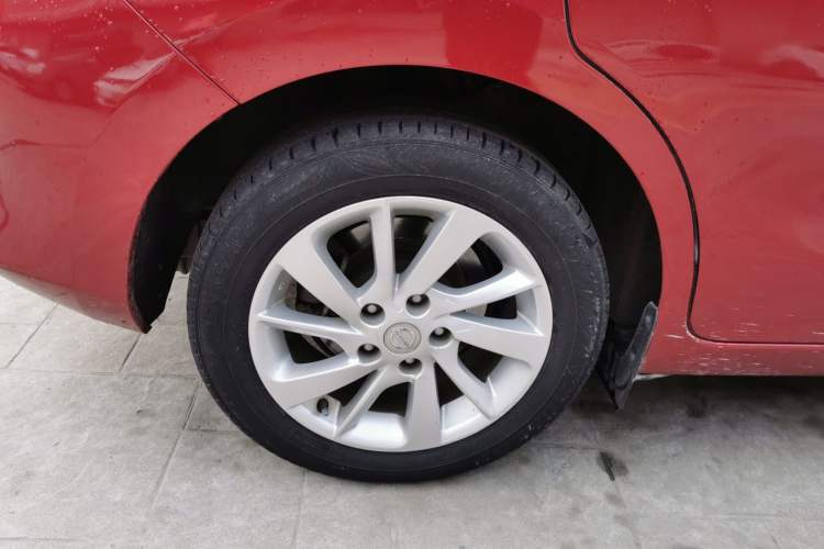 Used Nissan Tiida 2020 1.6L CVT Cool Edition Right Rear Wheel Hub