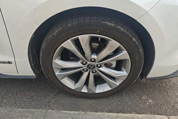 Used Toyota SIENNA 2021 2.5L Hybrid Platinum Edition