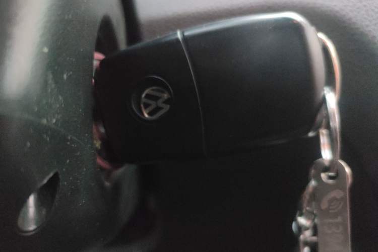 Used Volkswagen Bora 2013 1.6L Manual Fashion Edition