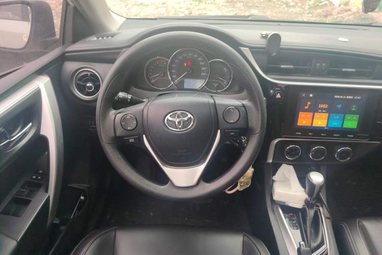 Used Toyota Levin 2017 Revised 185T CVT Elite Edition China V Standard Steering Wheel