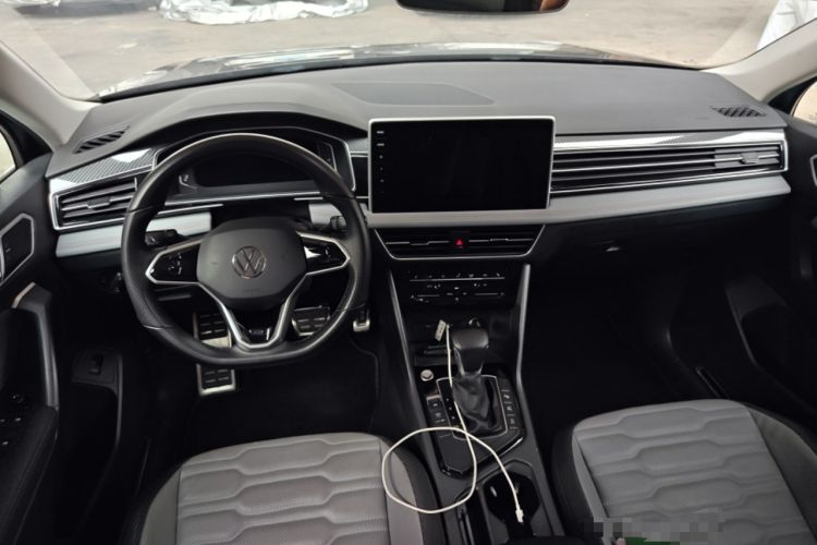 Used Volkswagen Tiguan X 2022 330TSI Two-Wheel-Drive Flagship Edition Center Console